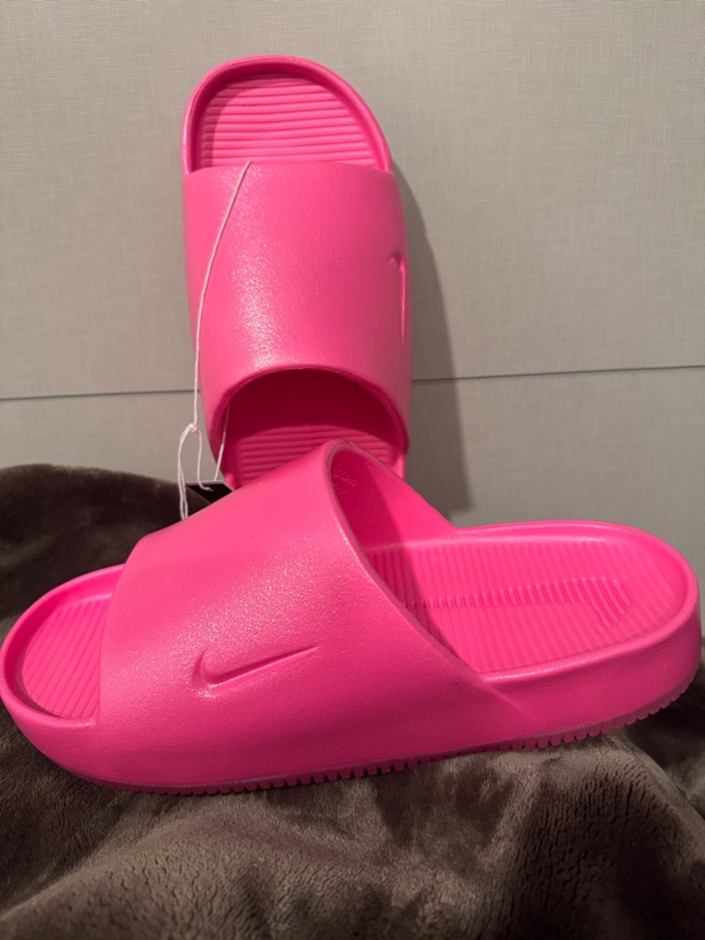 Nike Women’s Hot Pink Calm Slide Sandals NEW
